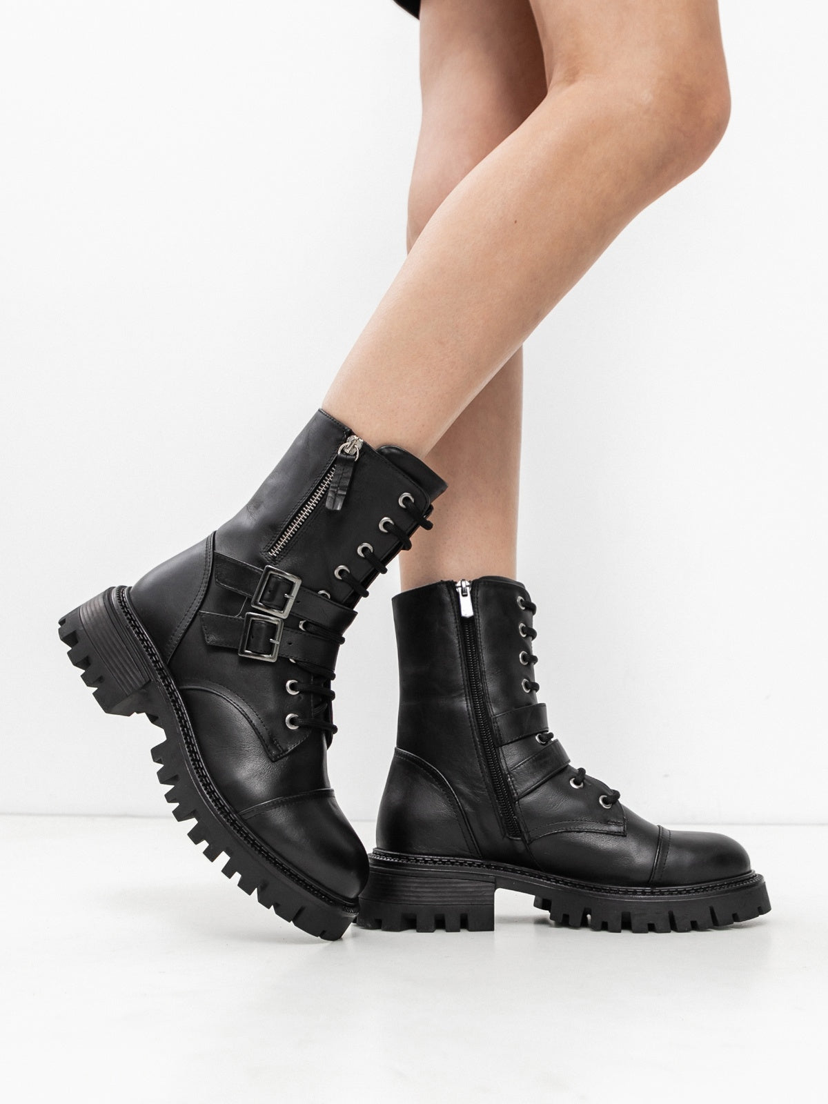 Women's shoes