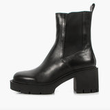 Women's leather shoes