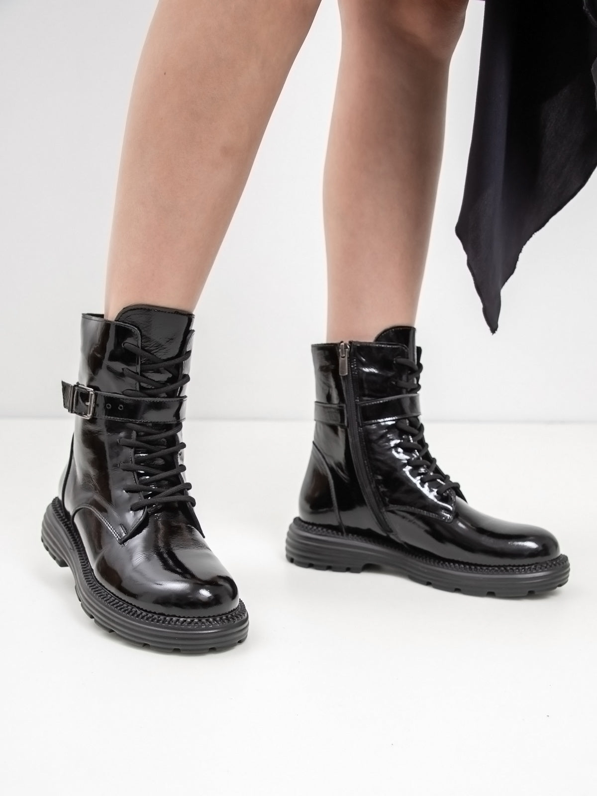 Women's leather shoes