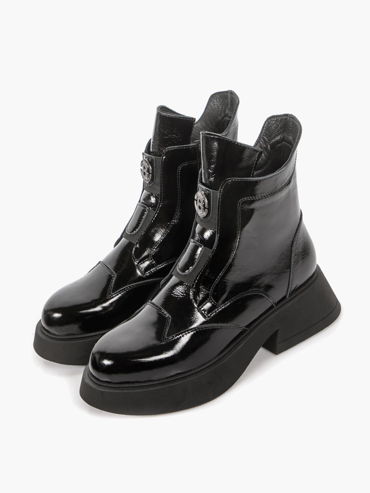 Women's leather shoes