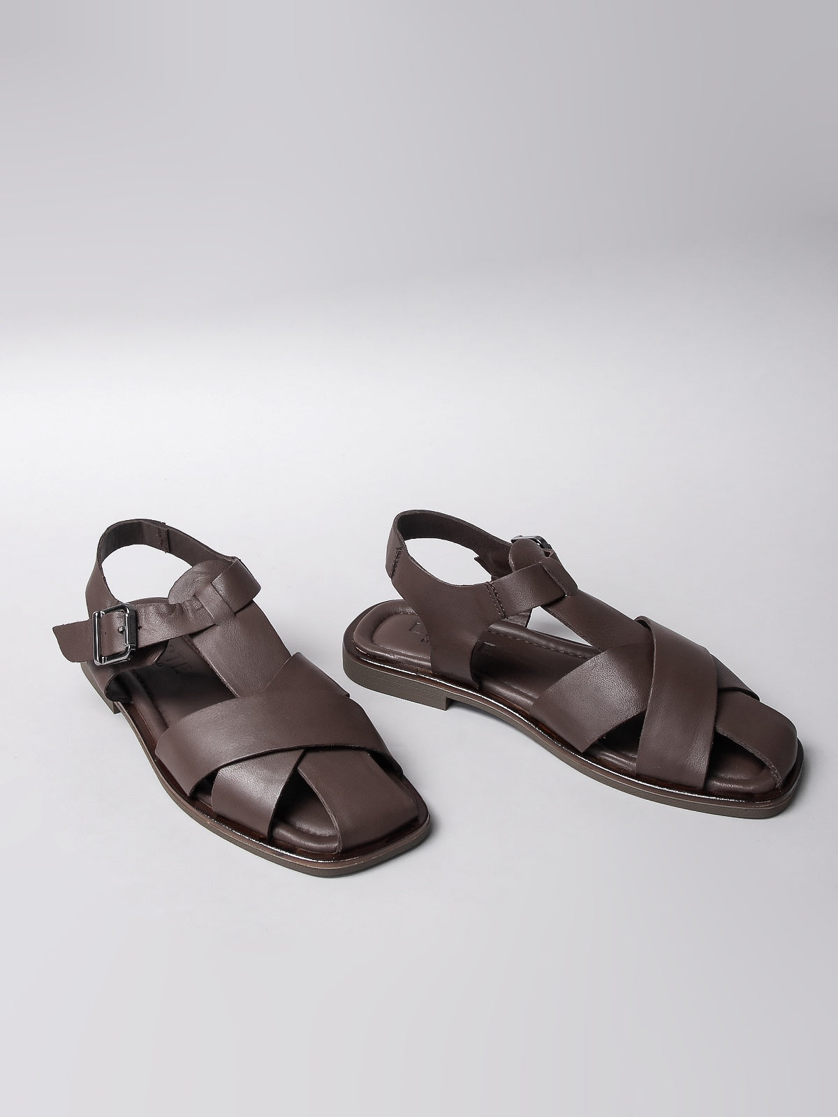 Women's leather sandals
