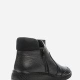 Women's leather shoes