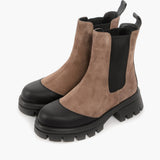 Women's leather shoes