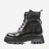 Women's leather boots with insulation