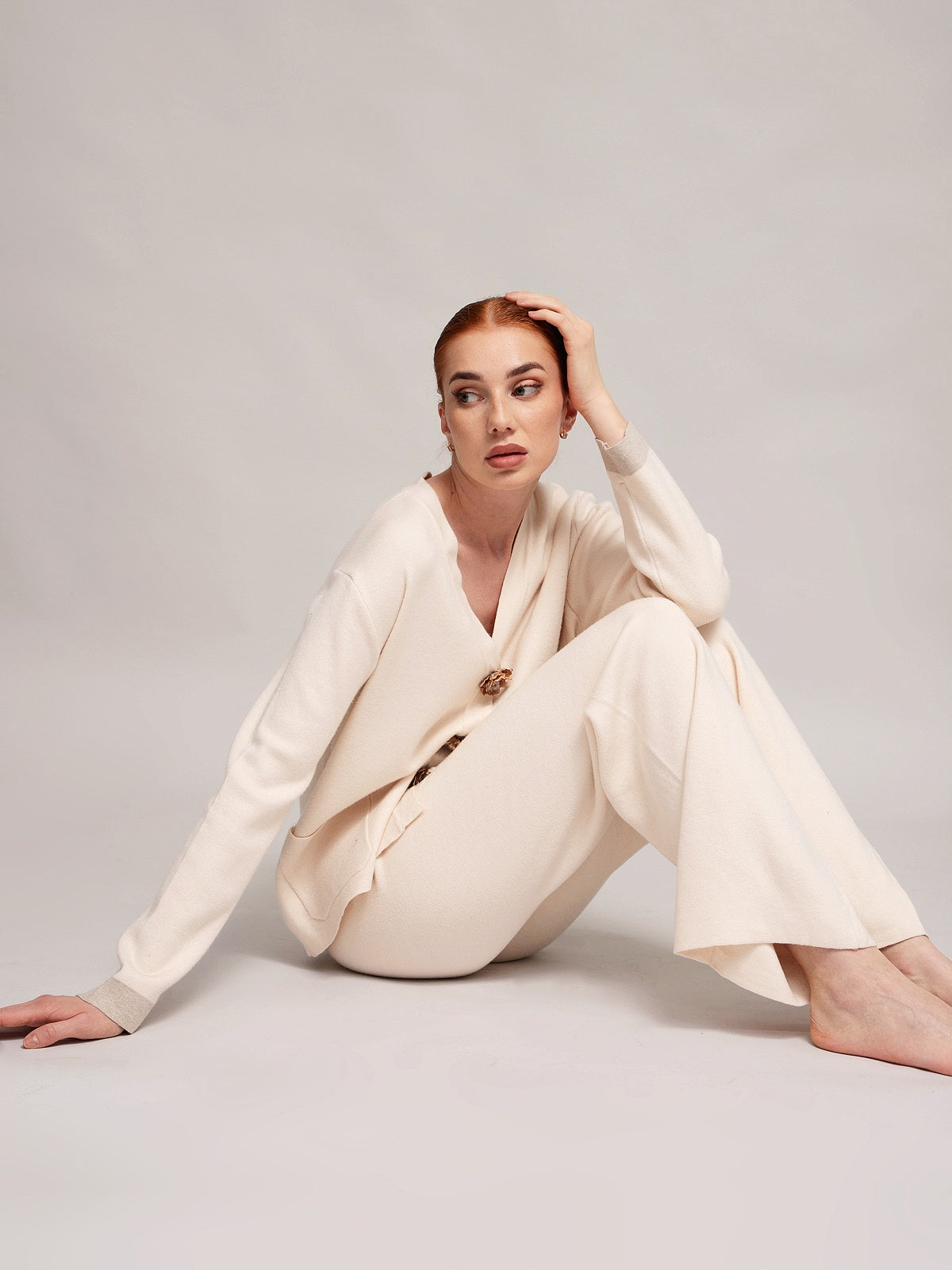 Women's sweater and trousers with cashmere