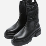Women's leather boots with insulation