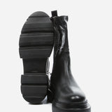 Women's leather boots with insulation