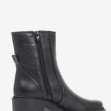Women's leather shoes
