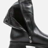 Women's leather boots with insulation