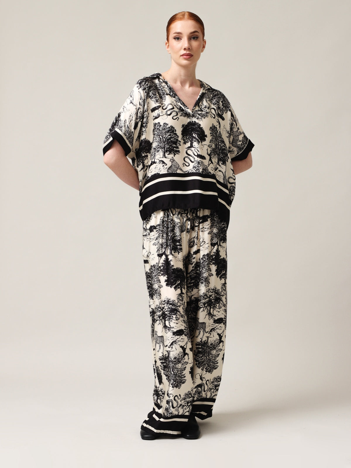 Women's wide trousers with silk