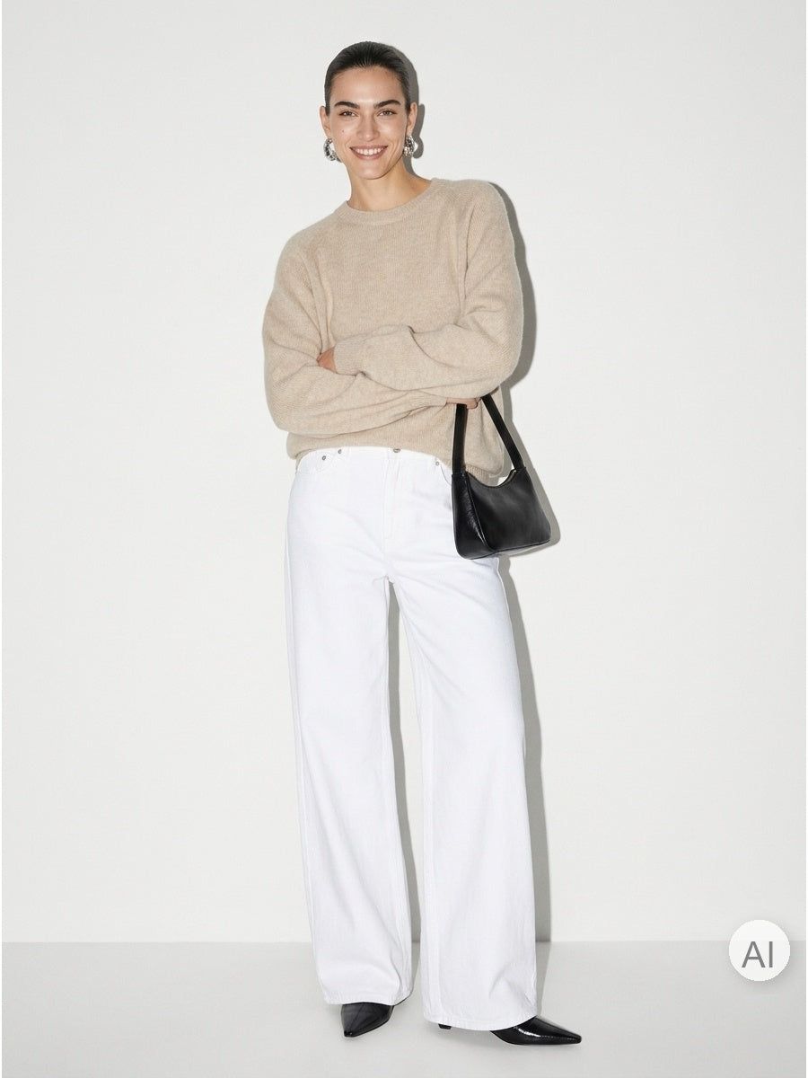 Women’s jumper made from baby alpaca wool