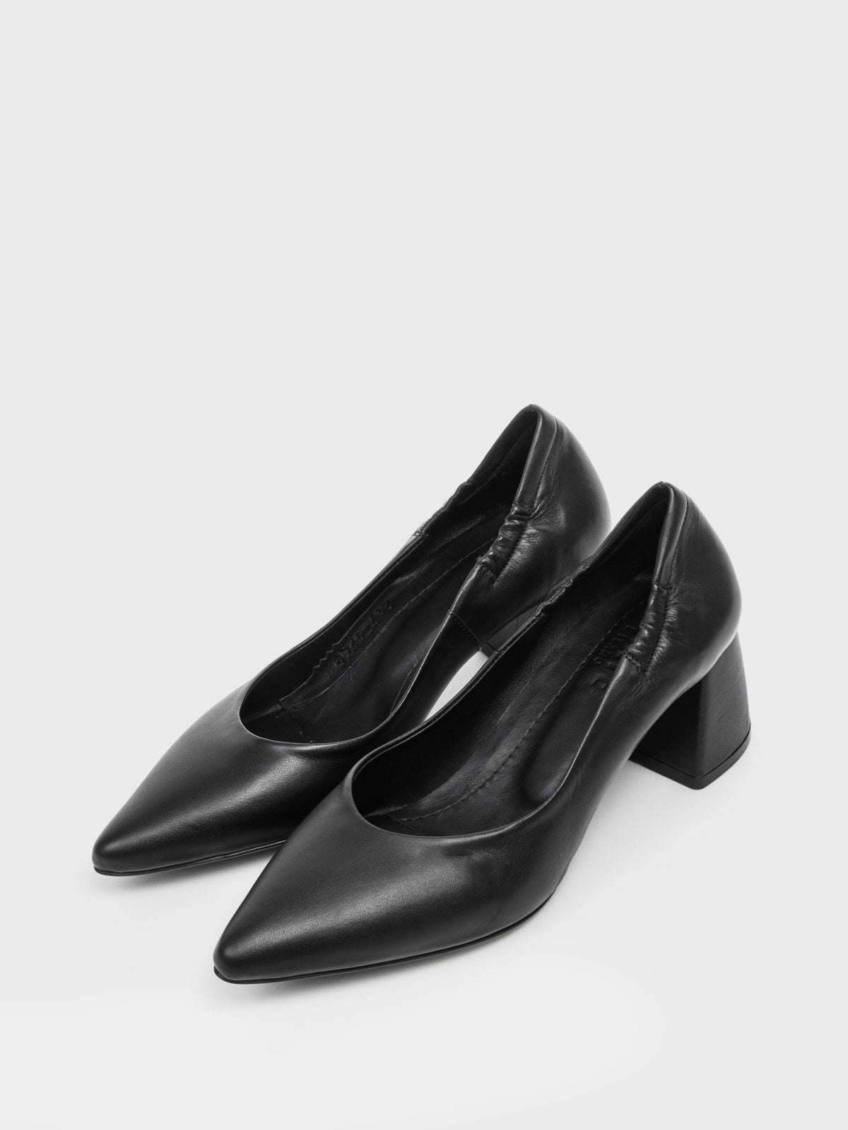 Women's shoes