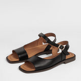 Women's leather slippers
