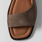 Women's leather slippers
