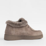 Women’s leather ankle boots with insulation