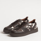 Women's casual shoes