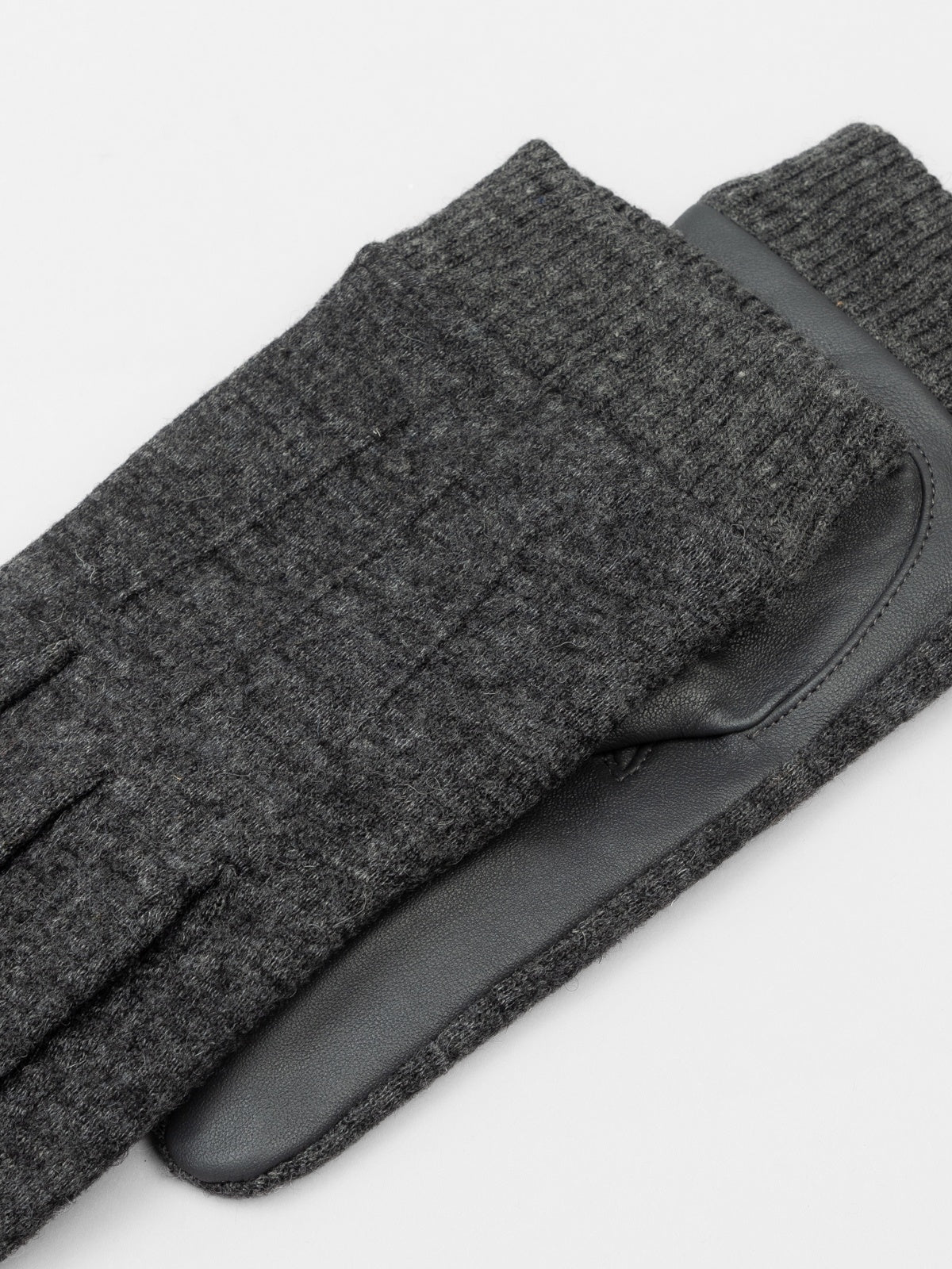 Men's leather gloves