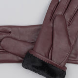 Women's leather gloves