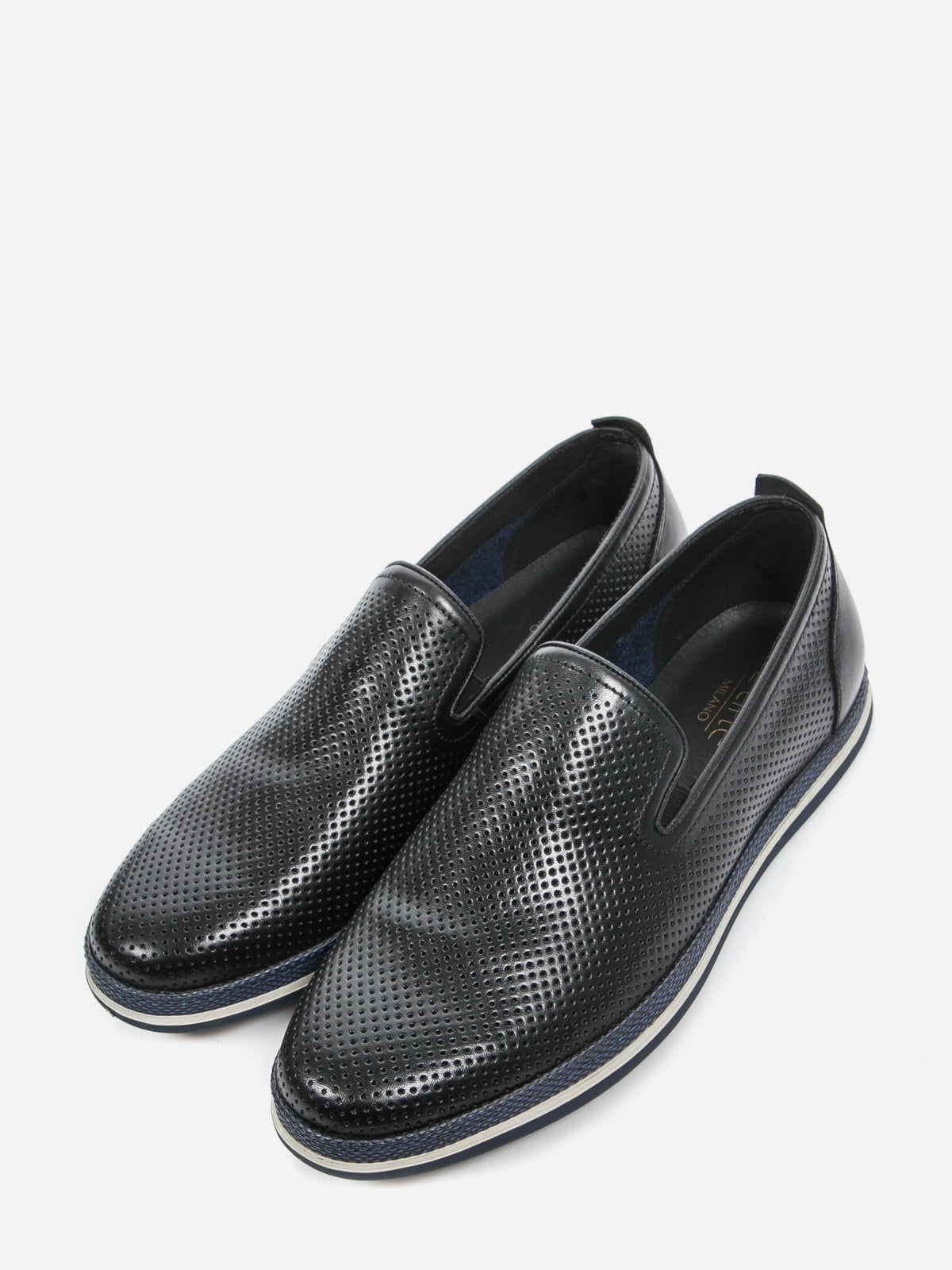 Men's casual shoes