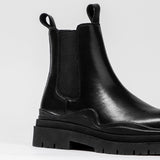 Women's leather shoes