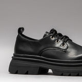 Women's casual shoes