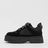Women's casual shoes