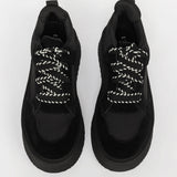 Women's casual shoes