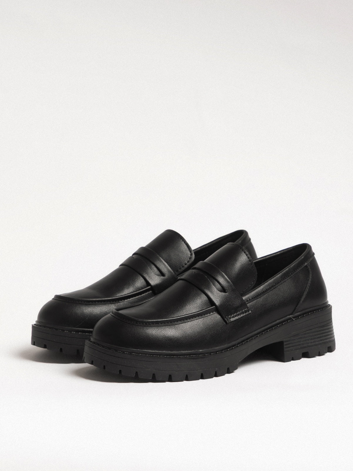Women's leather shoes