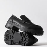 Women's leather shoes