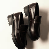 Women's leather shoes