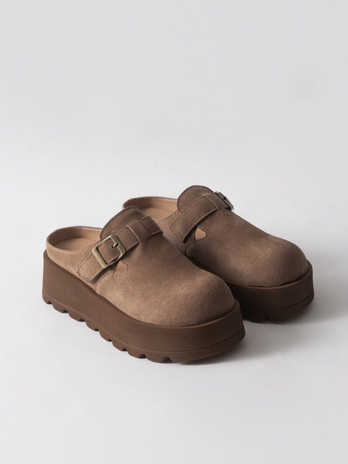 Women's leather outdoor slippers