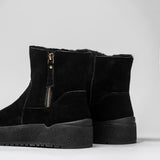 Women's leather shoes