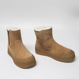 Women's leather shoes