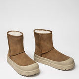 Women's leather shoes