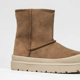 Women's leather shoes