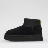 Women's leather shoes