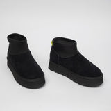 Women's leather shoes