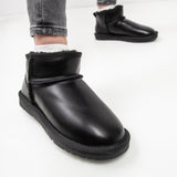 Women's leather boots with insulation