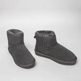 Women's leather boots with insulation