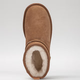 Women's leather boots with insulation