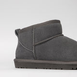 Women's leather boots with insulation