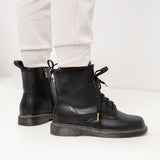 Women's leather boots with insulation