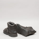 Men's leather boots with insulation