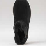 Women's leather boots with insulation