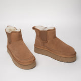 Women's leather boots with insulation