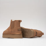 Women's leather boots with insulation