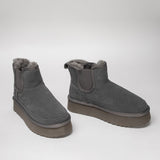 Women's leather boots with insulation