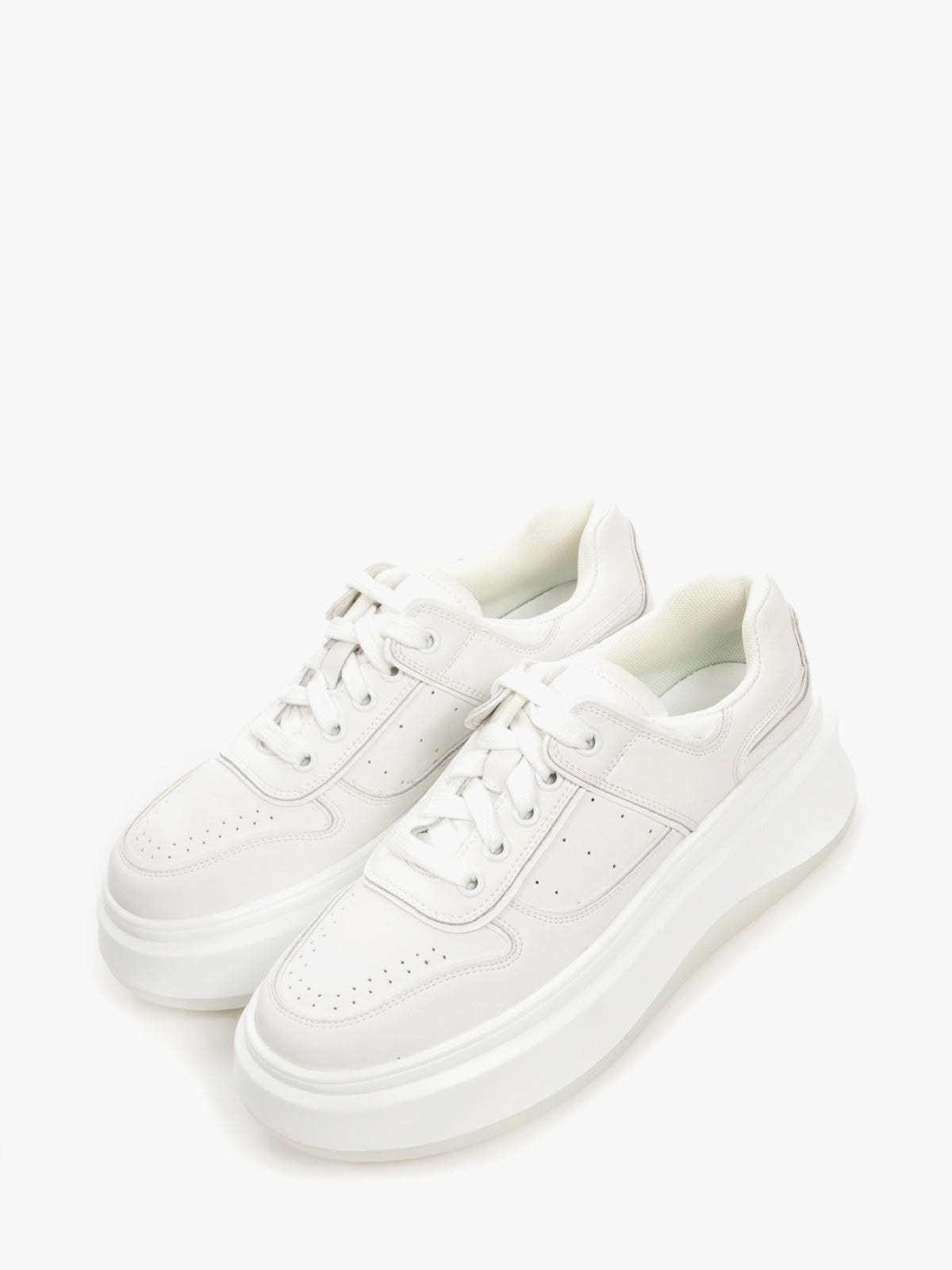 Women's leather casual shoes
