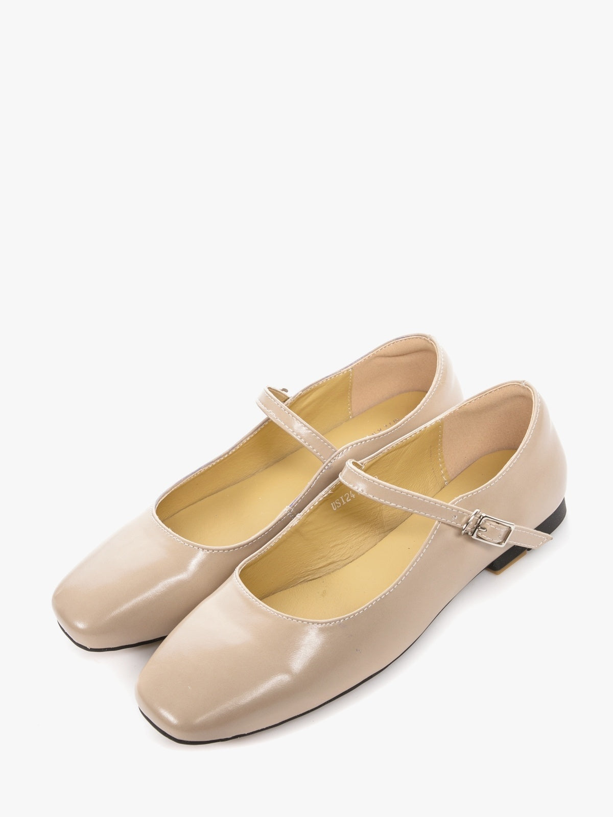 Women's shoes