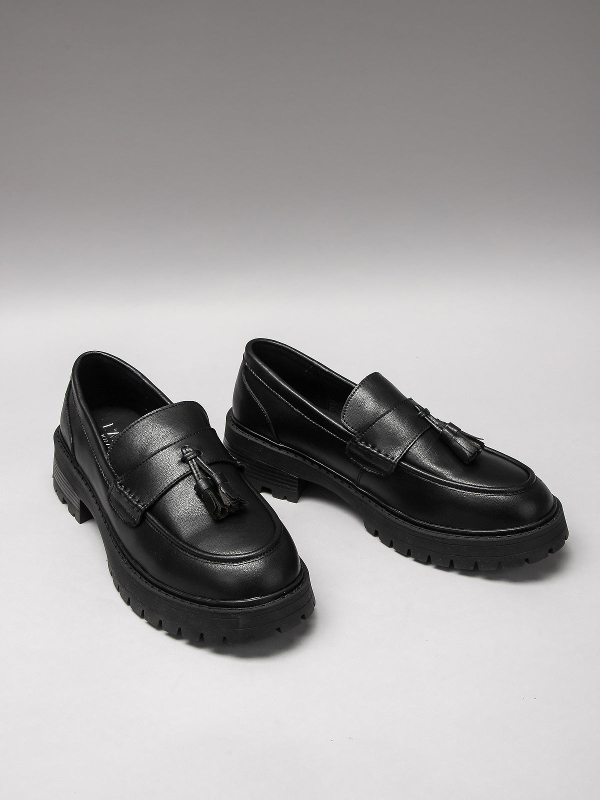 Women's shoes